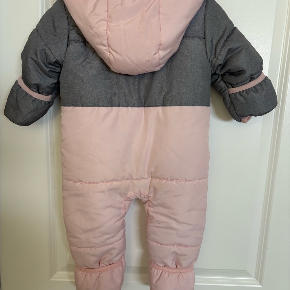 Disney Minnie Mouse Pink and Gray Footie - Picture 4 of 4